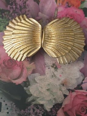 ❤️Rare DOUGLAS PAQUETTE GOLD SCALLOP SHELL Belt Buckle 3 3/4 X 2